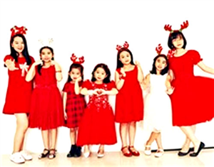           Trang phát hành album Giáng sinh thứ hai trẻ em      
