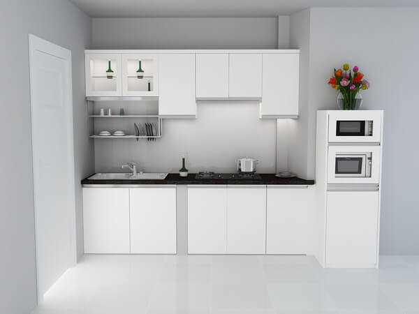Không gian bếp với tông màu trắng kết hợp hệ tủ bếp tuy nhỏ nhưng rất hiện đại và đầy đủ tiện nghi sau sửa nhà.