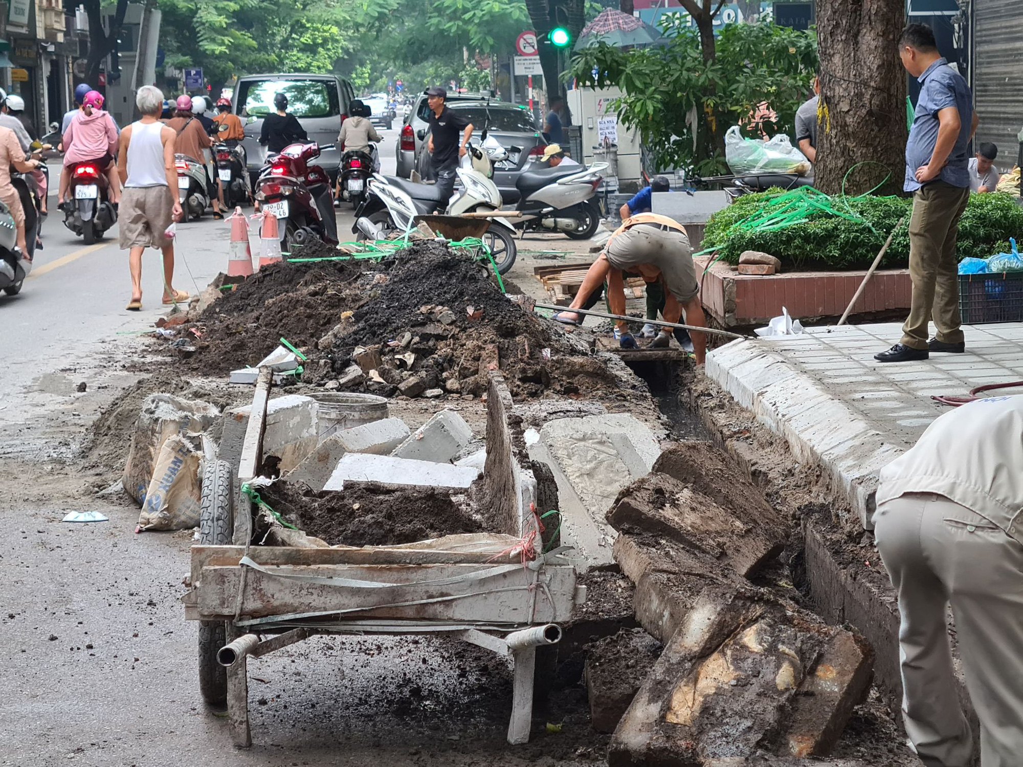 Mất an toàn trong công trình xây dựng: Không để "mất bò mới lo làm chuồng" (bài 2) - Ảnh 3