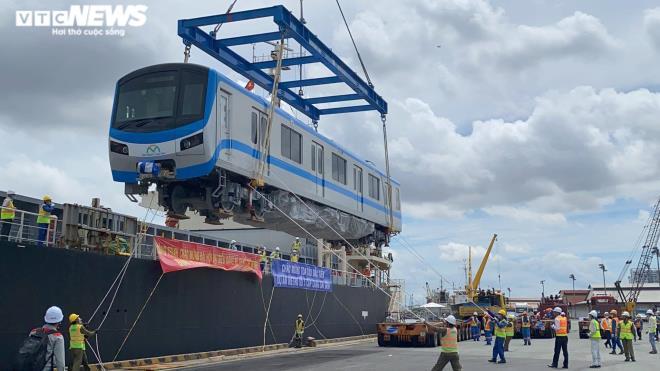 Tổng thầu muốn chối bỏ trách nhiệm sự cố gối kê dầm cầu cạn tuyến Metro số 1 - 2