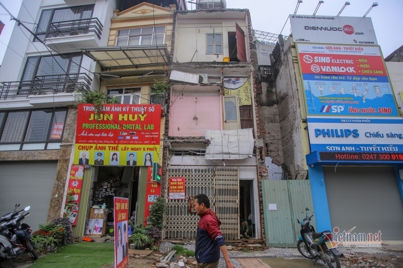 Kỳ dị nhà vát chéo, tam giác…đua nhau đu bám trên đường vành đai Hà Nội