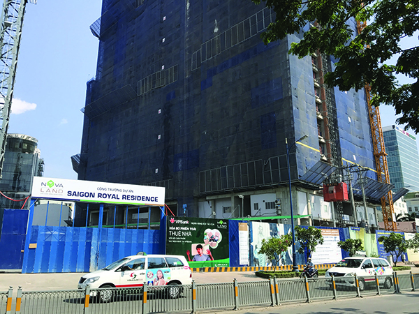 thị trường bất động sản hoang mang vì thuế