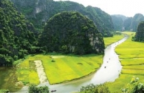 Chiến lược thu hút đầu tư của Ninh Bình: Chọn du lịch, không bỏ công nghiệp