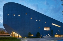 Thư viện và nhà hát hình "cá voi xanh" độc đáo ở Trung Quốc