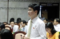 Chất vấn tại kỳ họp thứ 7, HĐND TP Hà Nội: Vì sao chợ thành trung tâm thương mại kém hiệu quả?