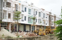 Xẻ 'đất vàng' làm nhà trái phép ở Đắk Lắk: Bất lực hay bao che?