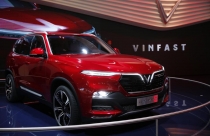 Phó tổng VinFast: ‘Ô tô điện mới của VinFast sẽ có các tính năng ngang ô tô Tesla nhưng giá cạnh tranh hơn’