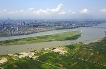 Bất động sản 24h: Xử lý tình trạng lấn chiếm đất ven sông Hồng